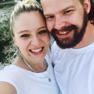 Meet your Posher, Casey